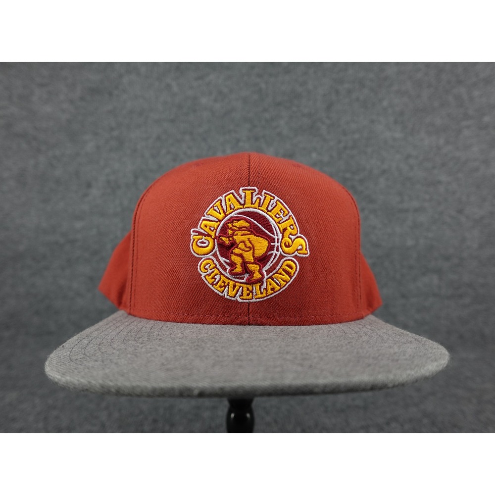 Adidas Cleveland Cavaliers Snapback Hat Mens OSFA Red Gray Excellent NBA Cap